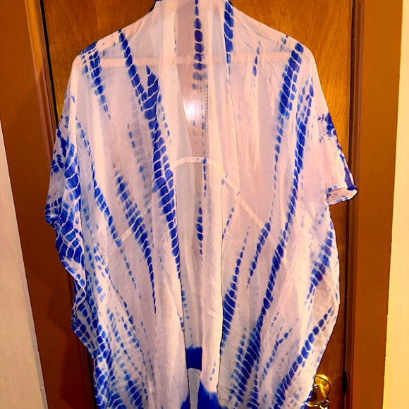 Swim suit coverup or cape - Picture 3 of 9